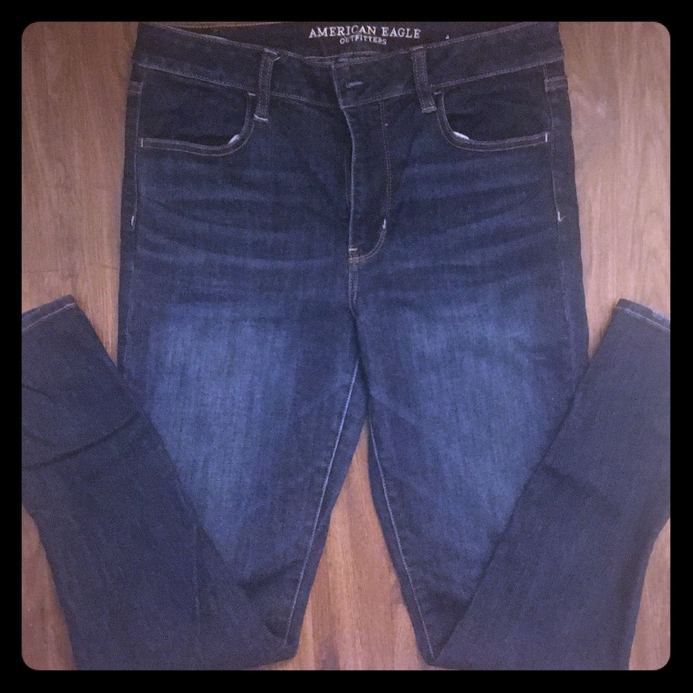 American Eagle 🦅 Hi-Rise 👖 Jeans